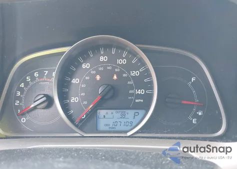 2013 Toyota Rav4 Xle z USA, uszkodzony, nr VIN JTMRFREV4DD039123